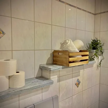 By Deluxe Wifi-ps4-tv-loft-bath-kitchen Apartamento