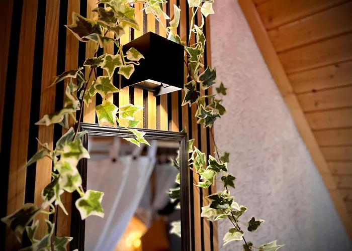 By Deluxe Wifi-ps4-tv-loft-bath-kitchen 公寓