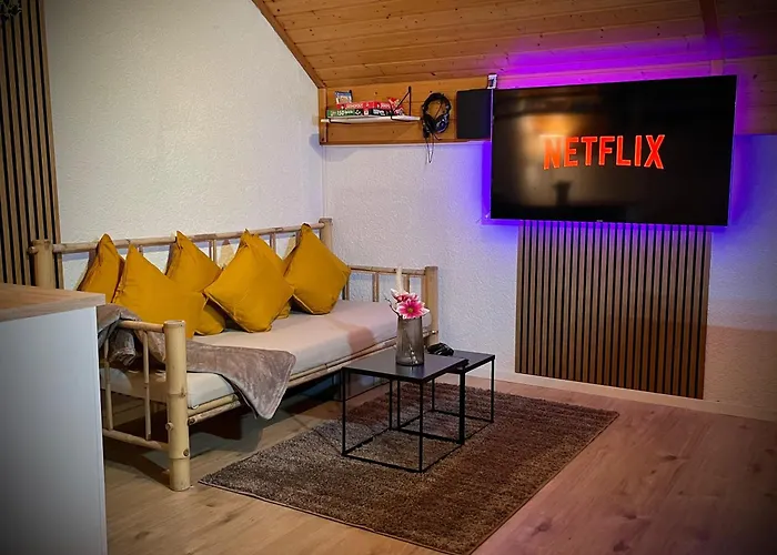 公寓 By Deluxe Wifi-ps4-tv-loft-bath-kitchen *