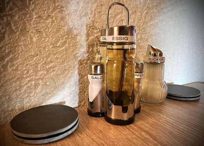 By Deluxe Wifi-ps4-tv-loft-bath-kitchen *