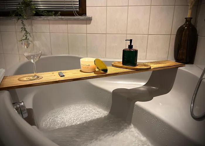 By Deluxe Wifi-ps4-tv-loft-bath-kitchen 公寓 *